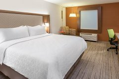 holiday-inn-express-and-suites-yorkville-6042352241-2x1